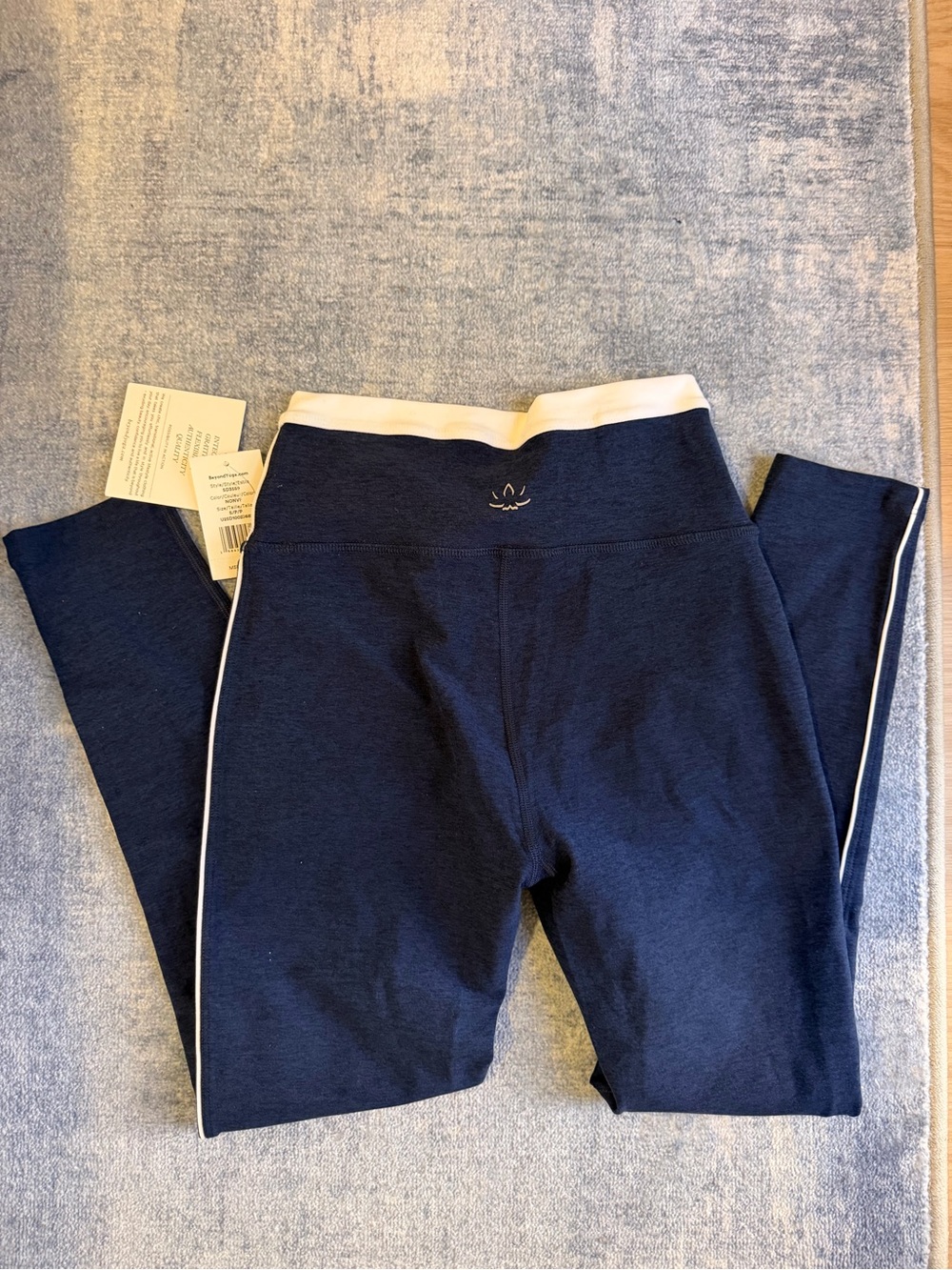 Beyond Yoga Spacedye Trophy High Waisted Legging - NEVER WORN - Picture 3 of 7